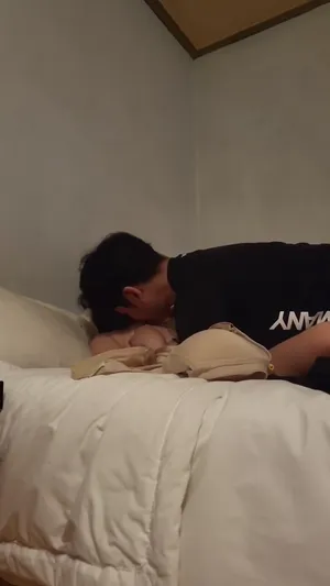 순진해보이는 신입생 따먹는 조대 학생회장놈