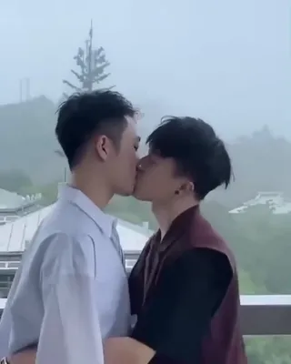 훈남 한입