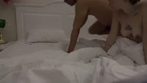 백마 따먹는게 소원이라던 40대아저씨 - 인기 한국야동 한국야동