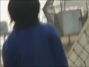 길거리에서 여자들 브래지어랑 팬티 벗기기 노상방뇨_수위높음 - 국산야동 인기 한국야동