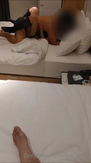 애인이 따먹히는걸 봐야 풀발기가 되는 네토남친 - 한국야동 국산야동